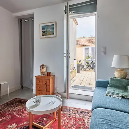 Cote - A 1km De La *